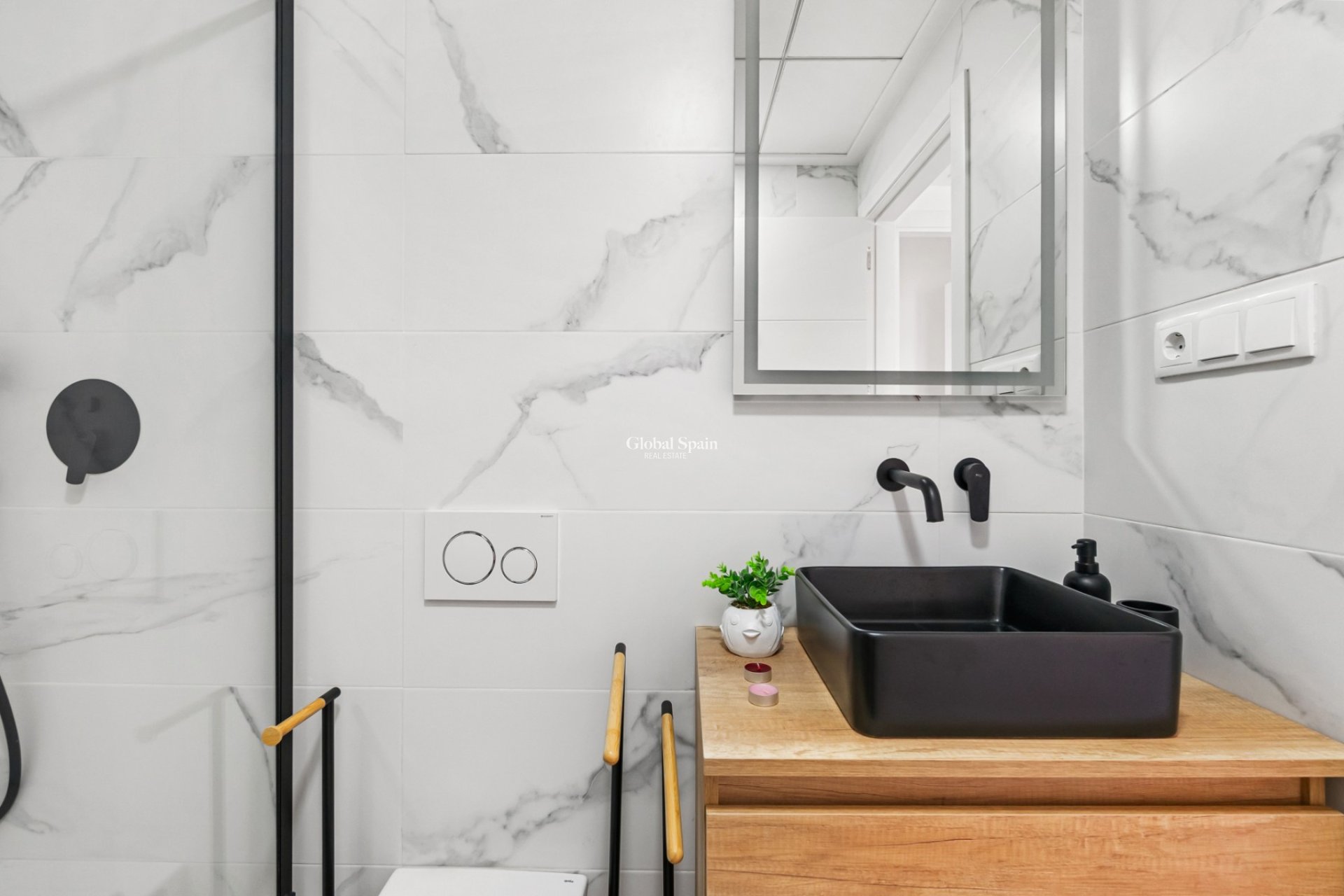 Neubau - Wohnung -
SANTIAGO DE LA RIBERA