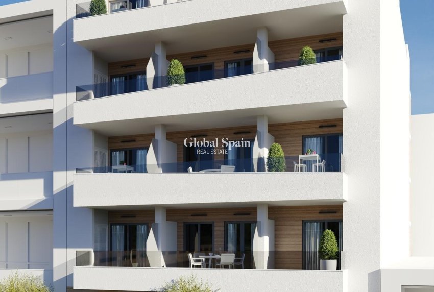 Neubau - WOHNUNG -
TORREVIEJA - Center