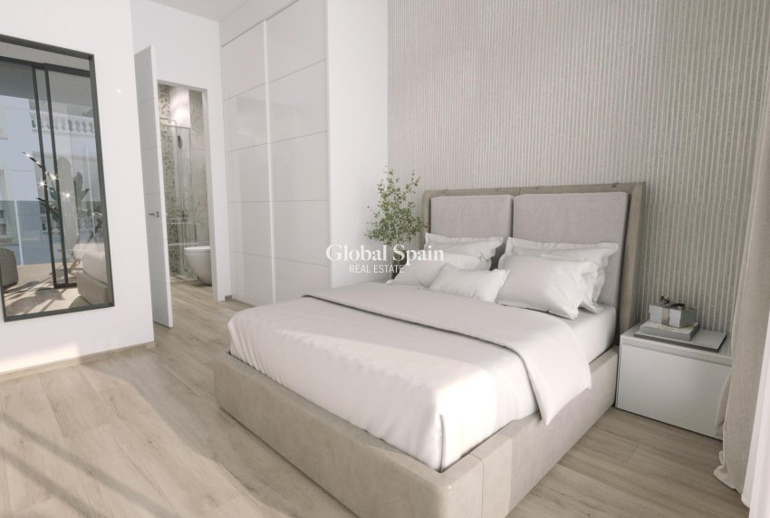 Neubau - WOHNUNG -
TORREVIEJA - Center