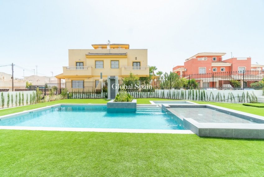 Neubau - WOHNUNG -
TORREVIEJA - LOS BALCONES - LOS ALTOS