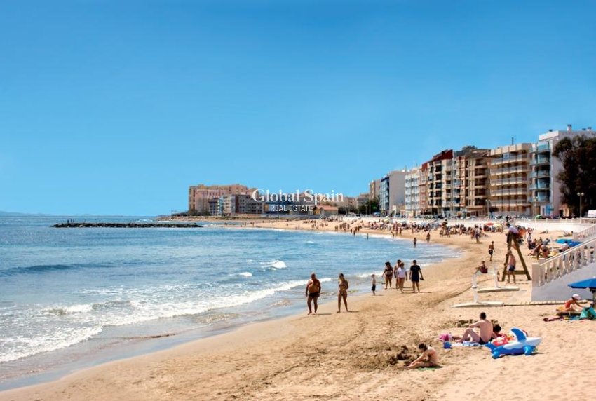 Neubau - WOHNUNG -
TORREVIEJA - Playa de El Cura