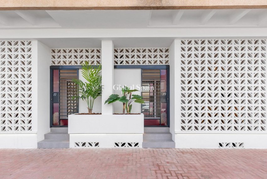 Neubau - WOHNUNG -
TORREVIEJA - Playa Los Naufragos