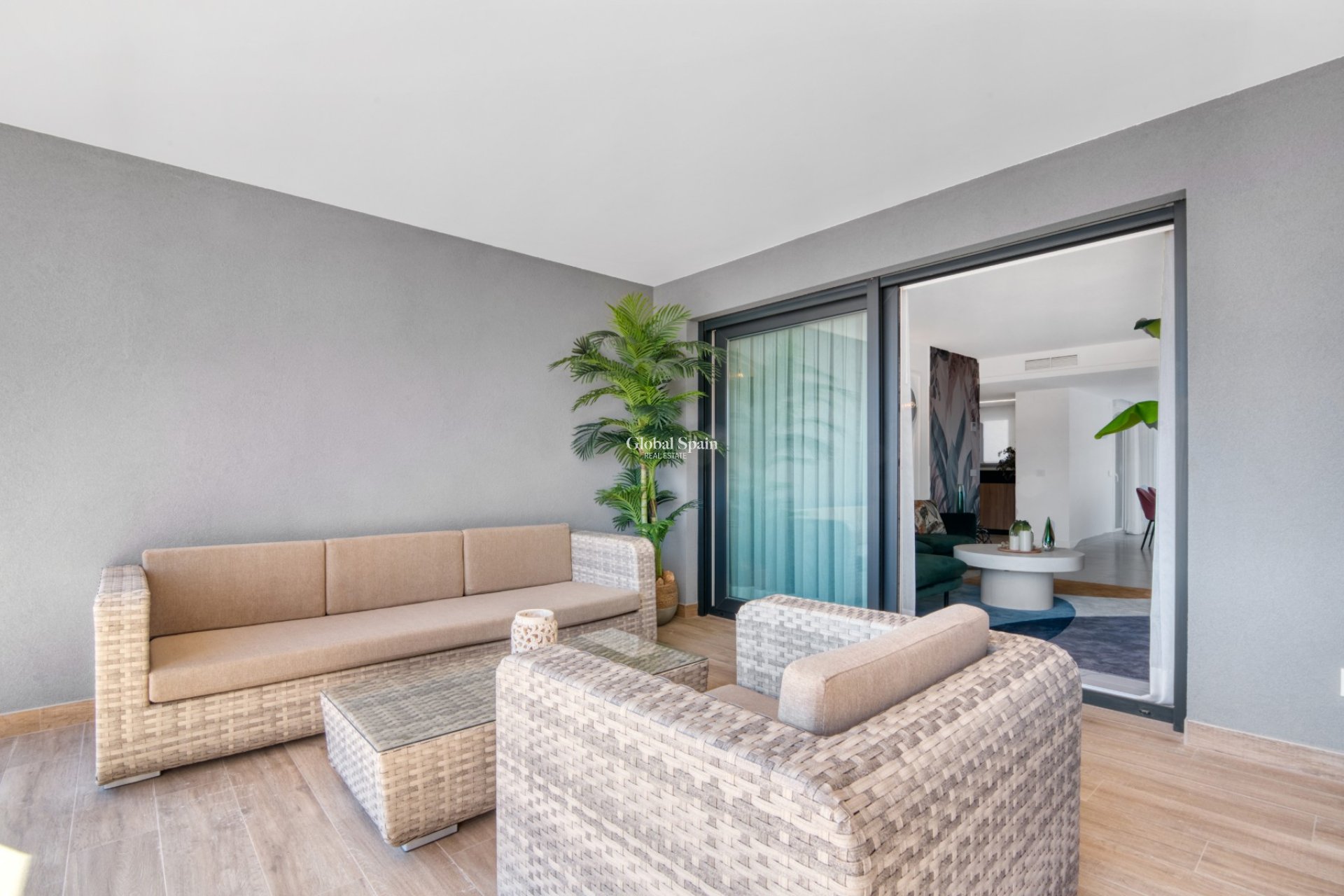 Neubau - WOHNUNG -
TORREVIEJA - Punta Prima
