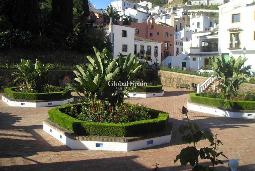 New Build - Apartment -
Benahavis - pueblo