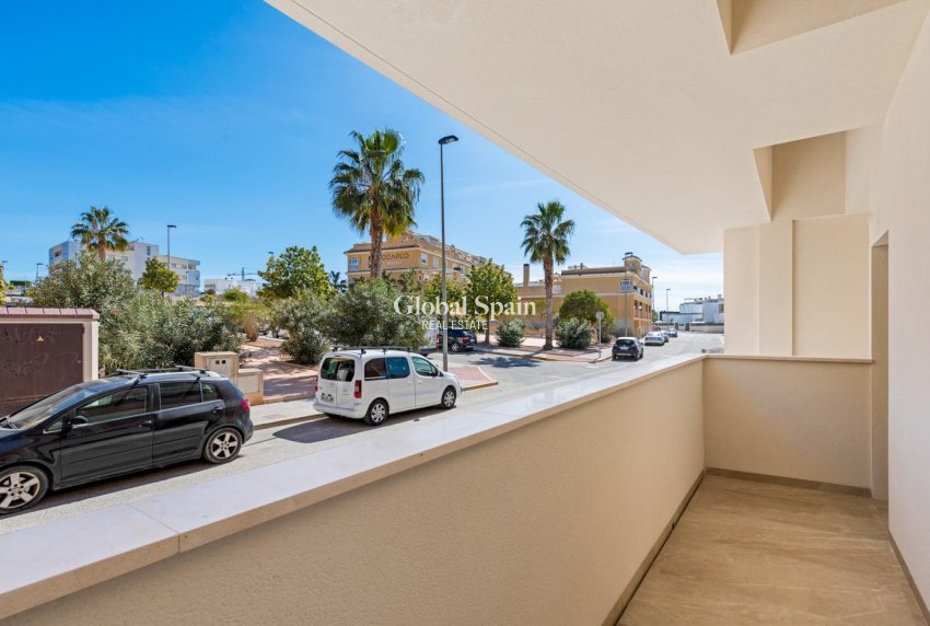 New Build - APARTMENT -
BENIJÓFAR - Pueblo