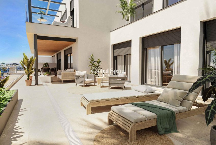 New Build - APARTMENT -
ESTEPONA - Puerto de Estepona