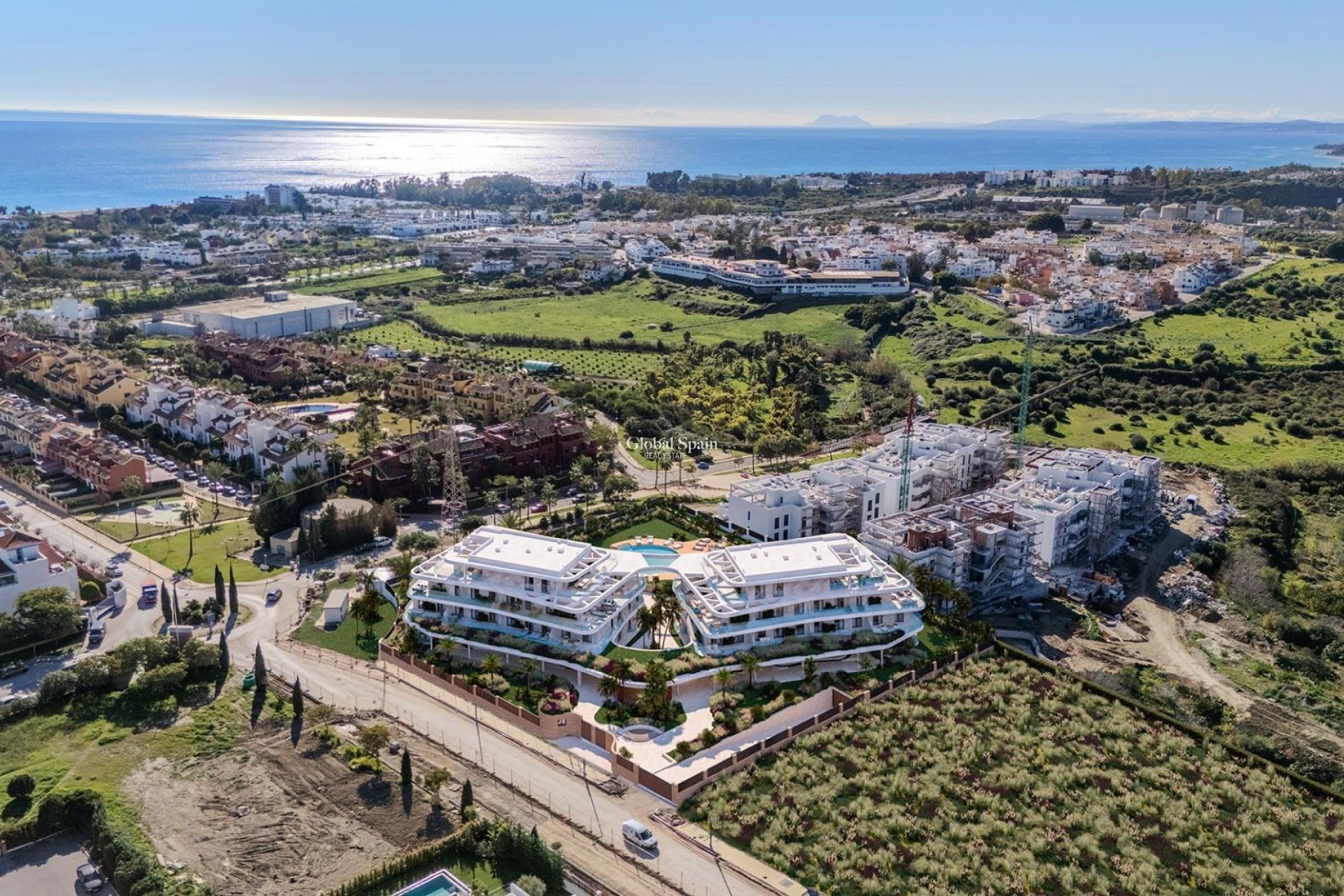 New Build - APARTMENT -
ESTEPONA - Taraje