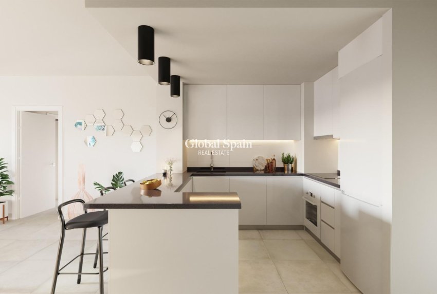 New Build - APARTMENT -
FUENGIROLA - Centro