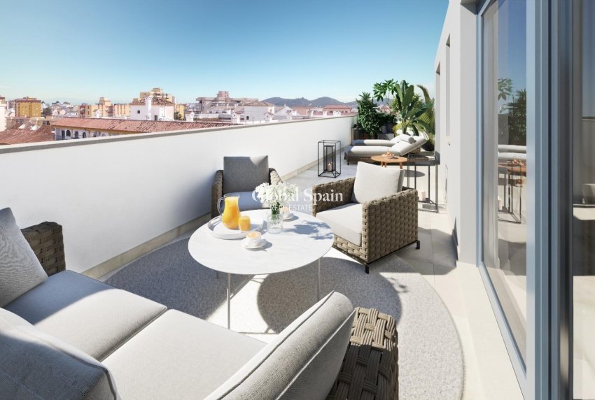 New Build - APARTMENT -
FUENGIROLA - Centro