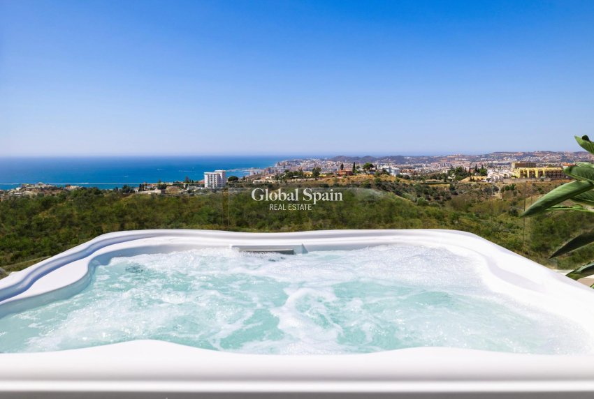 New Build - APARTMENT -
FUENGIROLA - Higueron