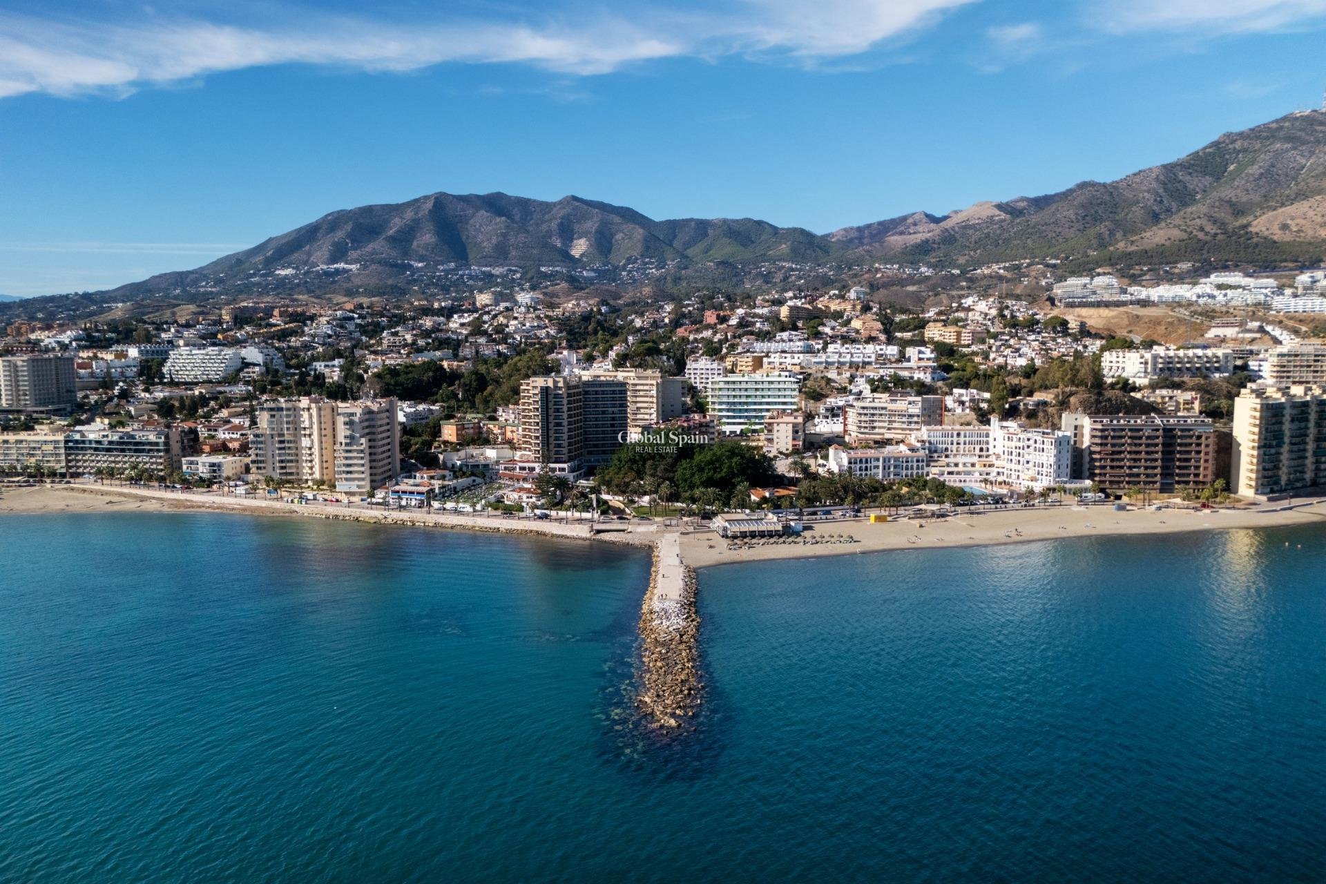 New Build - APARTMENT -
FUENGIROLA - Torreblanca