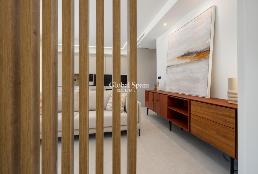 New Build - APARTMENT -
GUARDAMAR DEL SEGURA - Avda del Puerto
