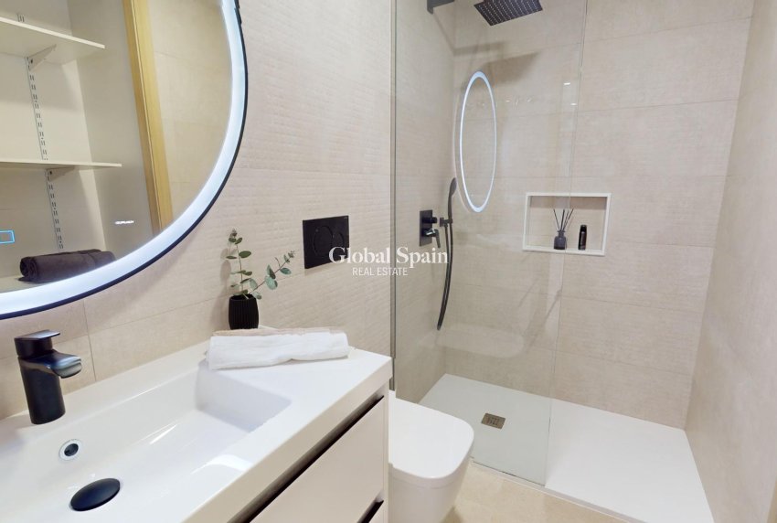 New Build - APARTMENT -
GUARDAMAR DEL SEGURA - EL RASO