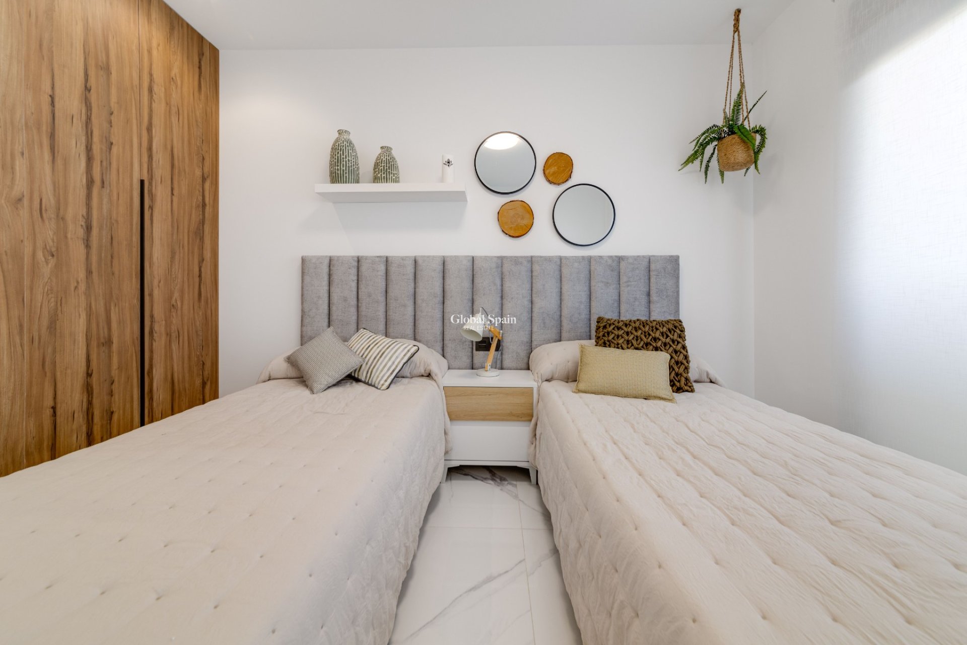 New Build - APARTMENT -
GUARDAMAR DEL SEGURA - EL RASO