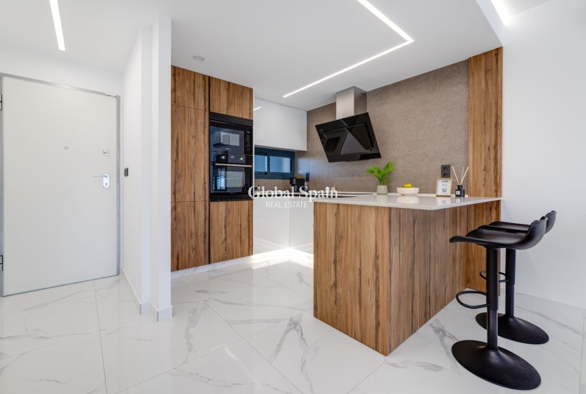 New Build - APARTMENT -
GUARDAMAR DEL SEGURA - EL RASO