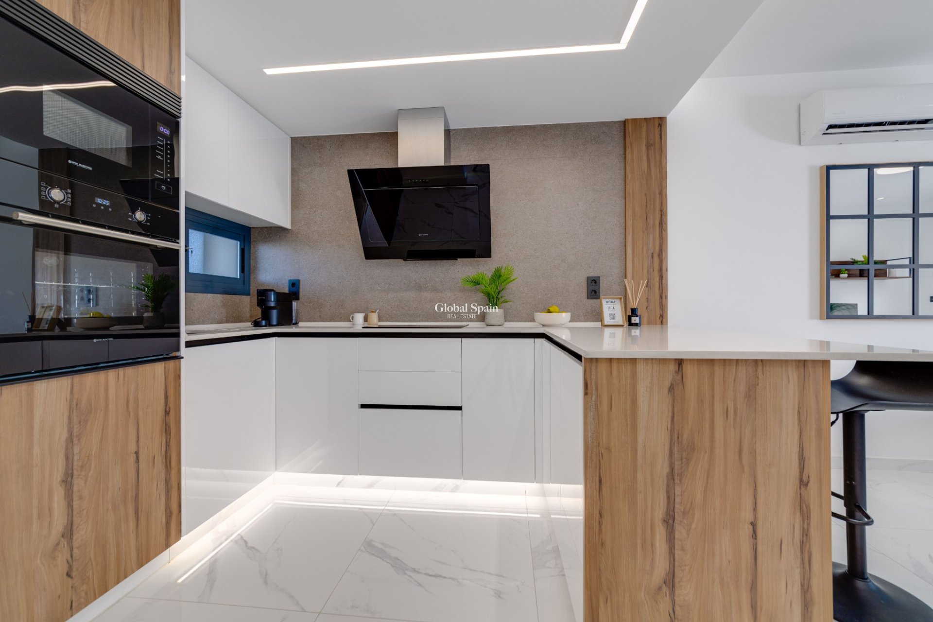 New Build - APARTMENT -
GUARDAMAR DEL SEGURA - EL RASO