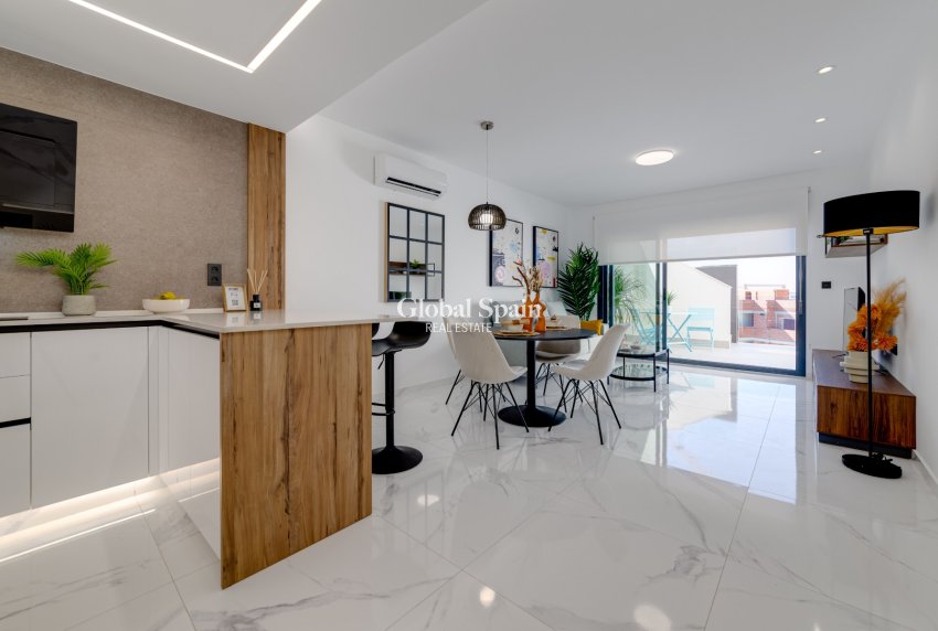 New Build - APARTMENT -
GUARDAMAR DEL SEGURA - EL RASO