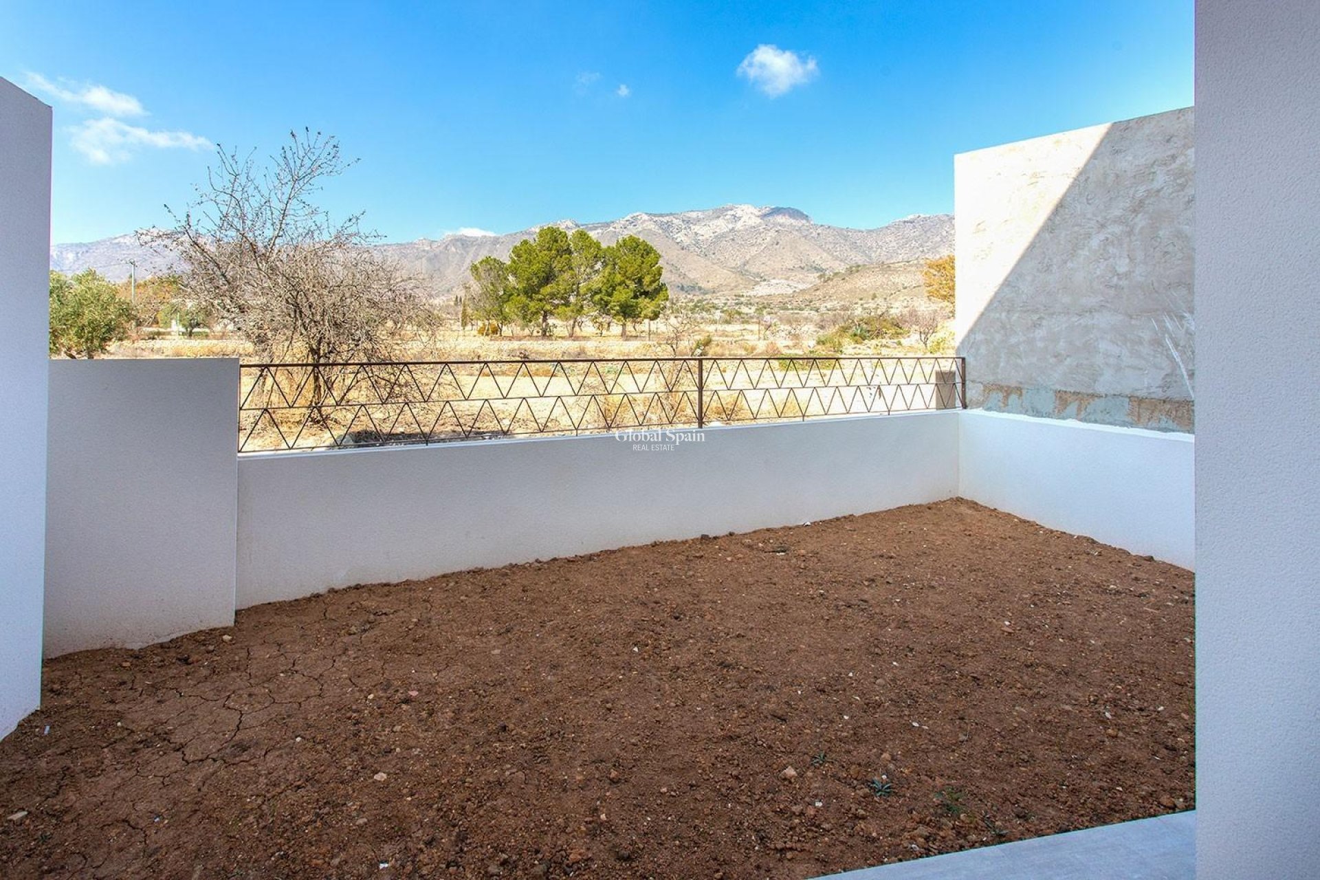 New Build - APARTMENT -
HONDÓN DE LAS NIEVES - El Salero
