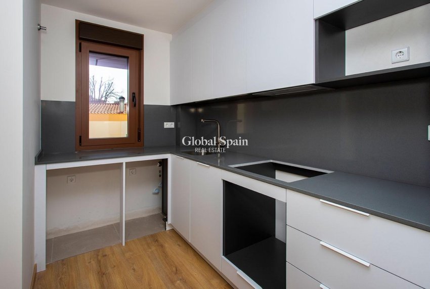 New Build - APARTMENT -
HONDÓN DE LAS NIEVES - El Salero