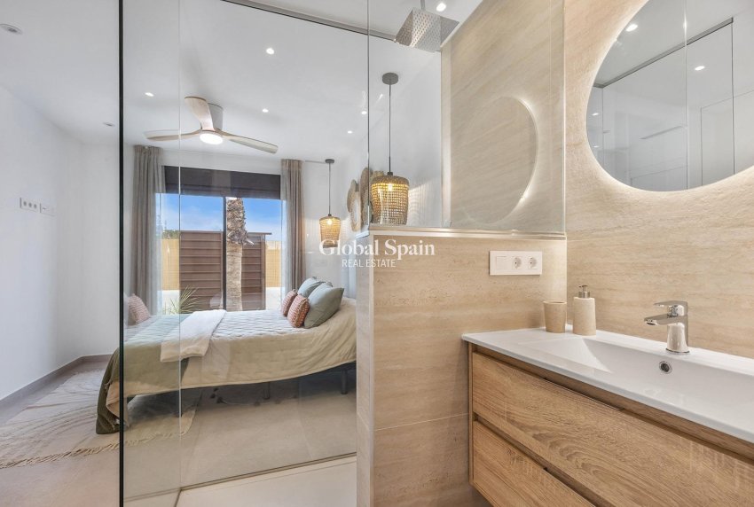 New Build - APARTMENT -
LOS ALCÁZARES