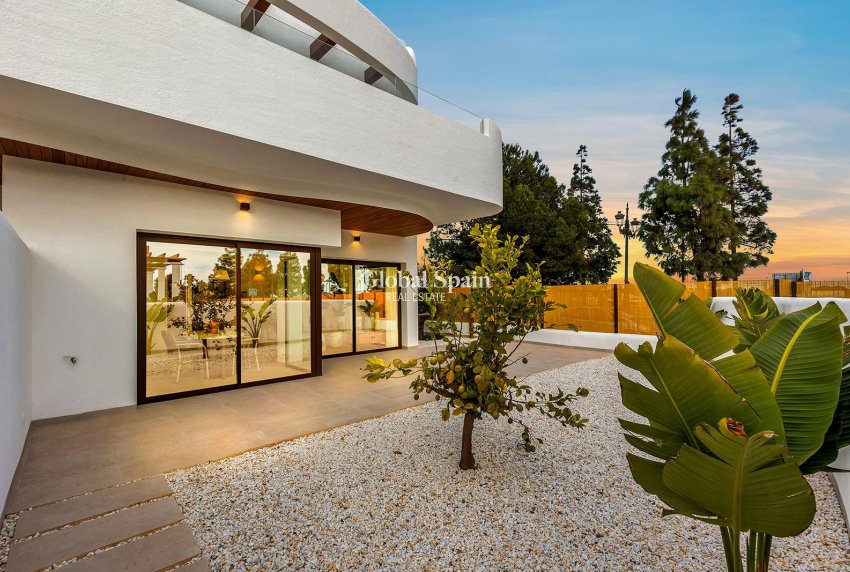 New Build - APARTMENT -
LOS ALCÁZARES