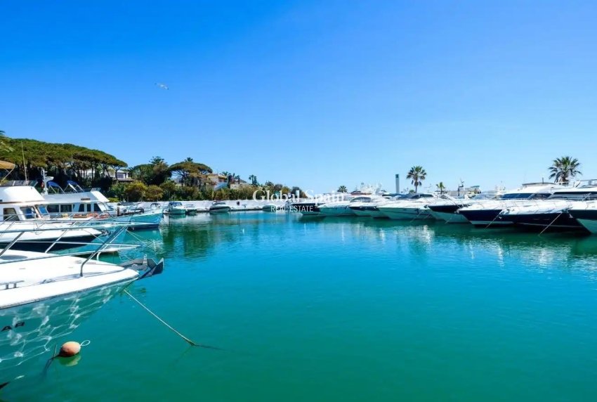 New Build - APARTMENT -
MARBELLA - Cabopino Golf