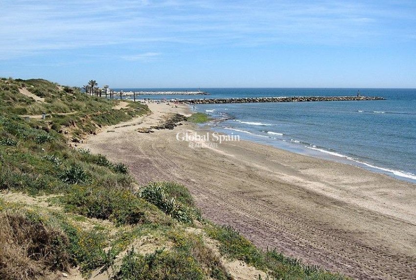 New Build - APARTMENT -
MARBELLA - Cabopino