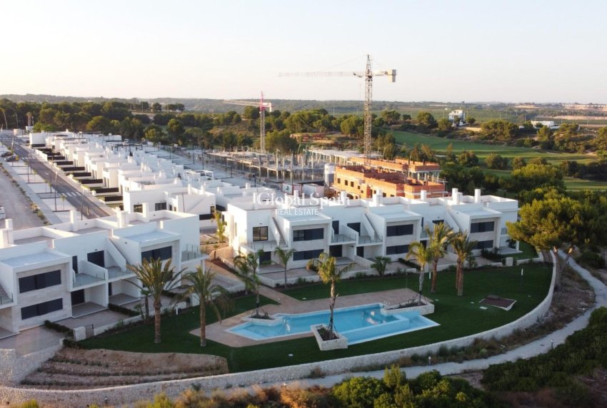 New Build - APARTMENT -
PILAR DE LA HORADADA - Lo Romero Golf