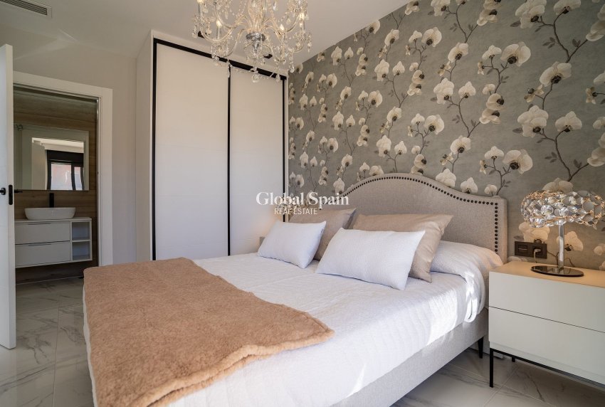 New Build - APARTMENT -
PILAR DE LA HORADADA - Pilar de la Horadada