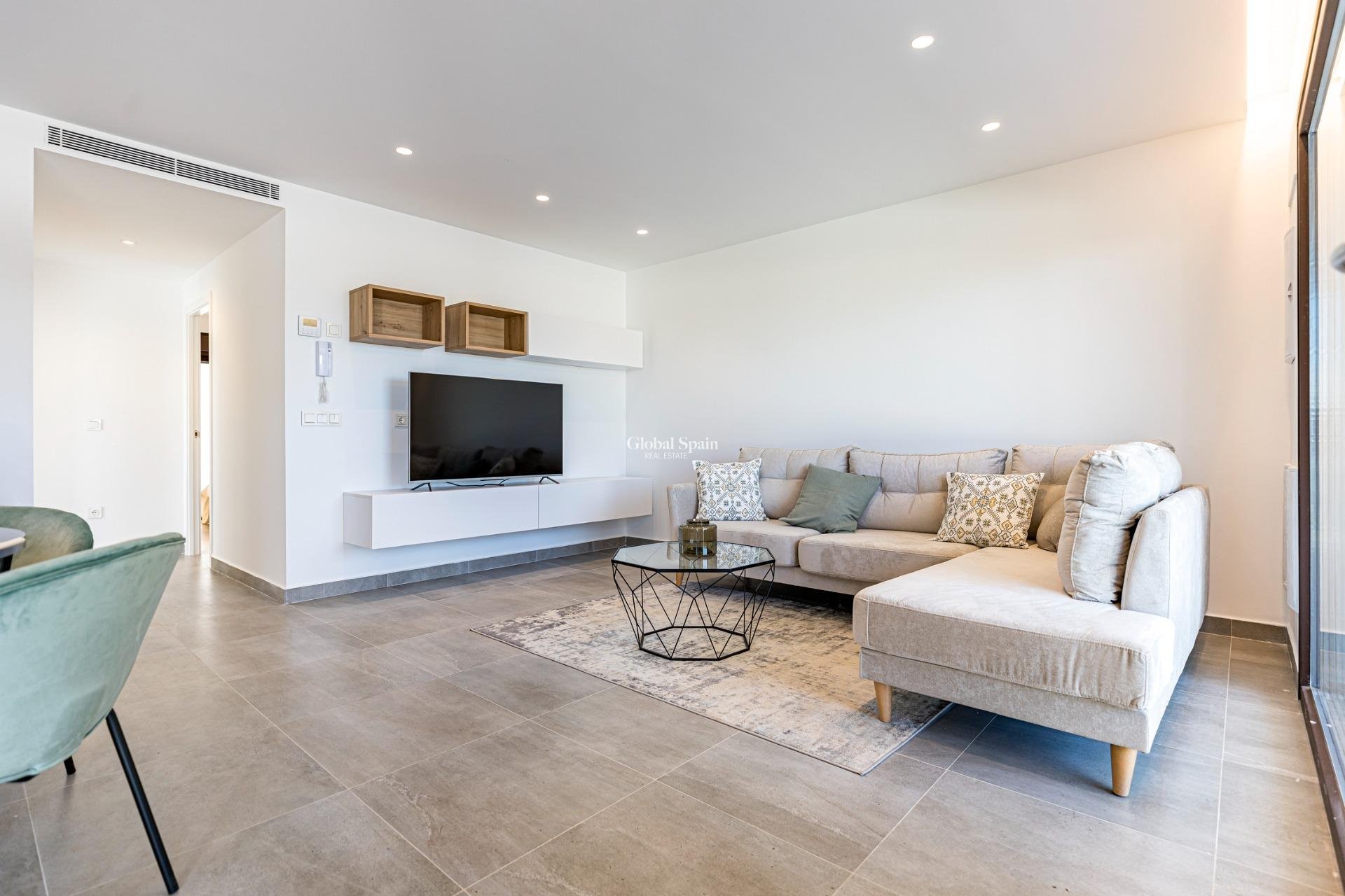 New Build - APARTMENT -
PILAR DE LA HORADADA - pueblo