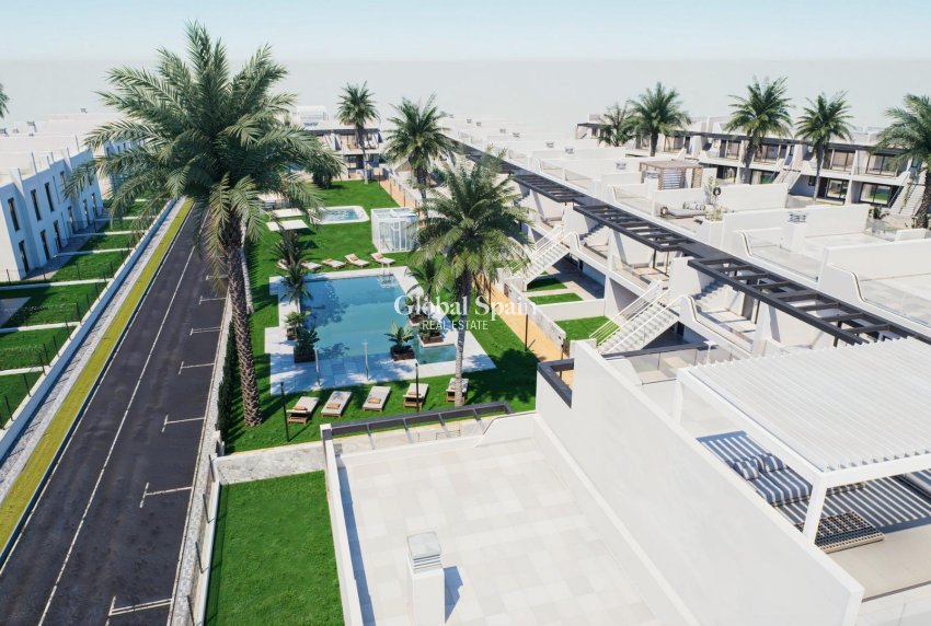 New Build - APARTMENT -
PILAR DE LA HORADADA - pueblo