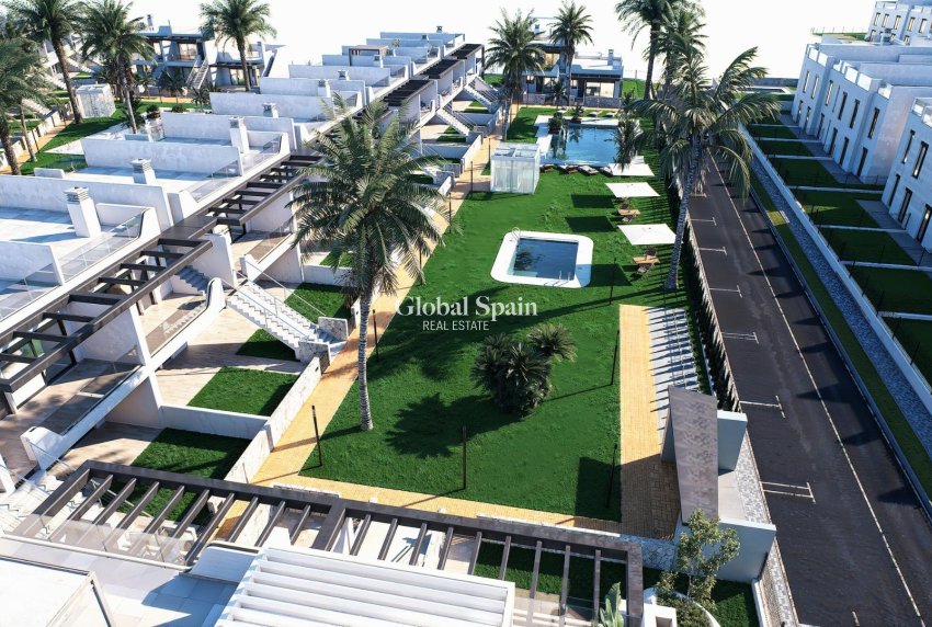 New Build - APARTMENT -
PILAR DE LA HORADADA - pueblo