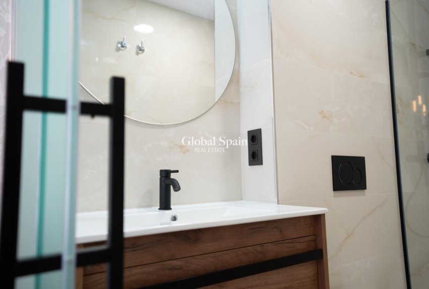 New Build - APARTMENT -
PILAR DE LA HORADADA - pueblo