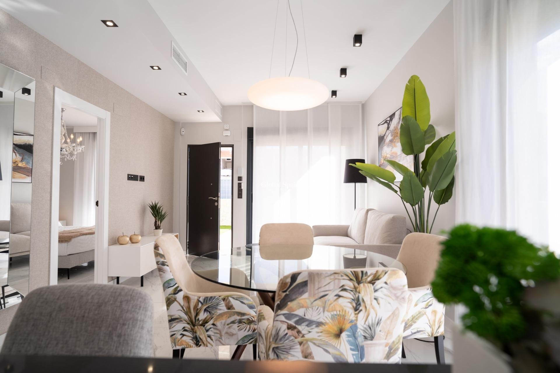 New Build - APARTMENT -
PILAR DE LA HORADADA - pueblo