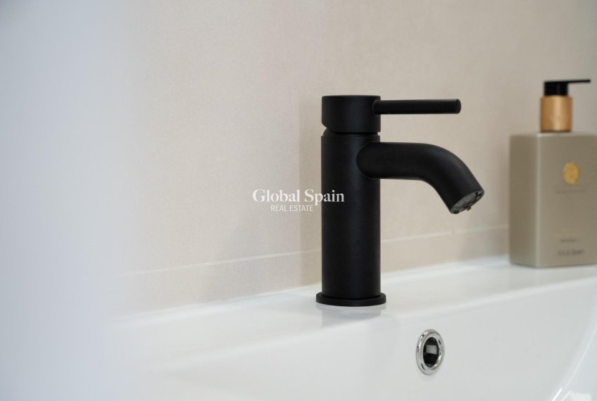 New Build - APARTMENT -
PILAR DE LA HORADADA - pueblo