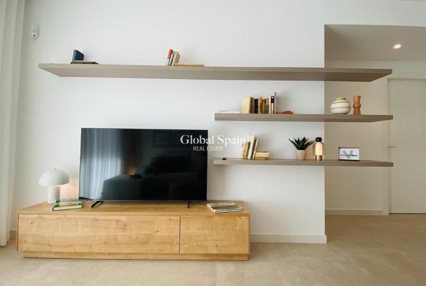 New Build - APARTMENT -
PILAR DE LA HORADADA - pueblo
