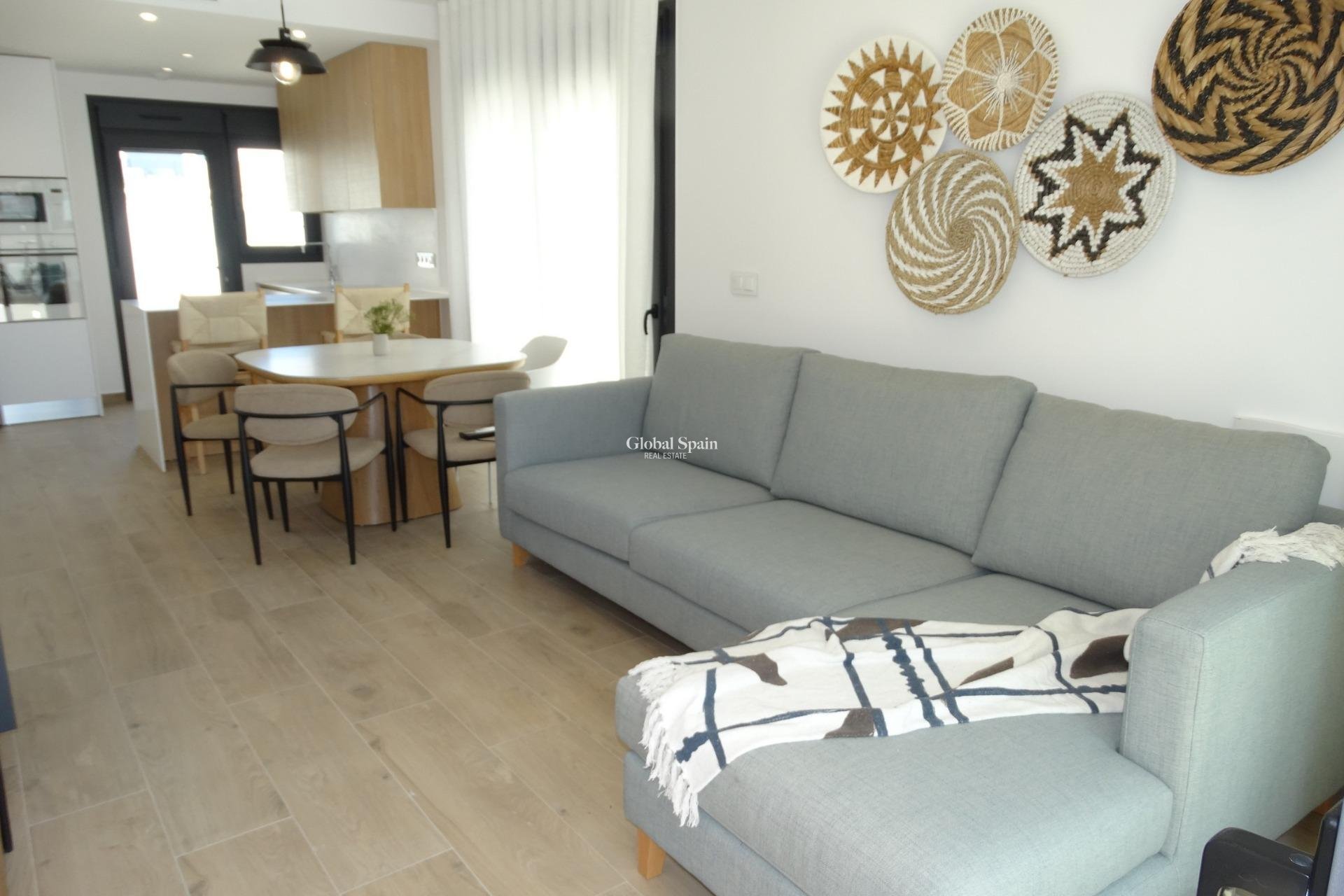 New Build - APARTMENT -
PILAR DE LA HORADADA - pueblo