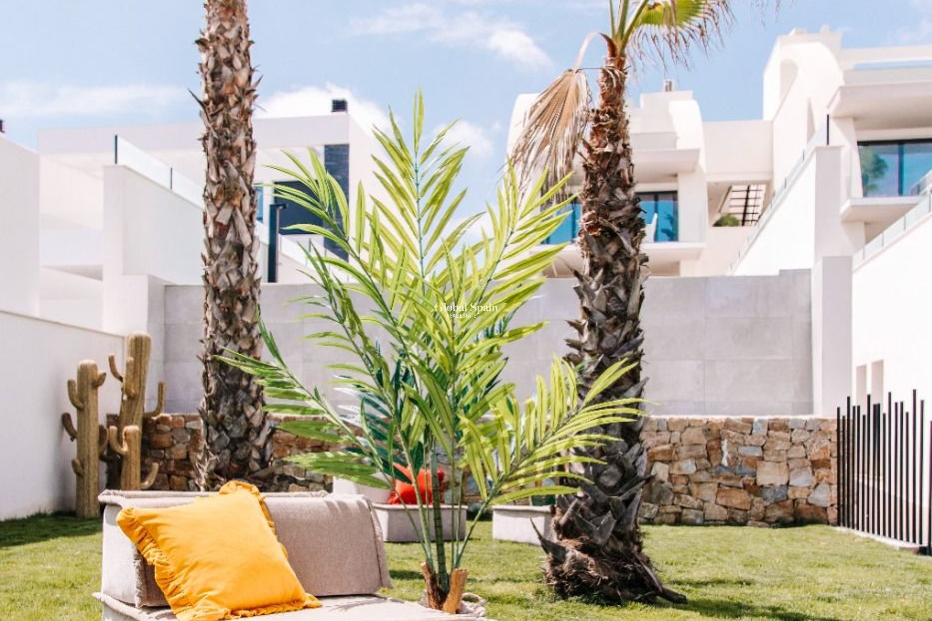 New Build - APARTMENT -
ROJALES - La Marquesa Golf