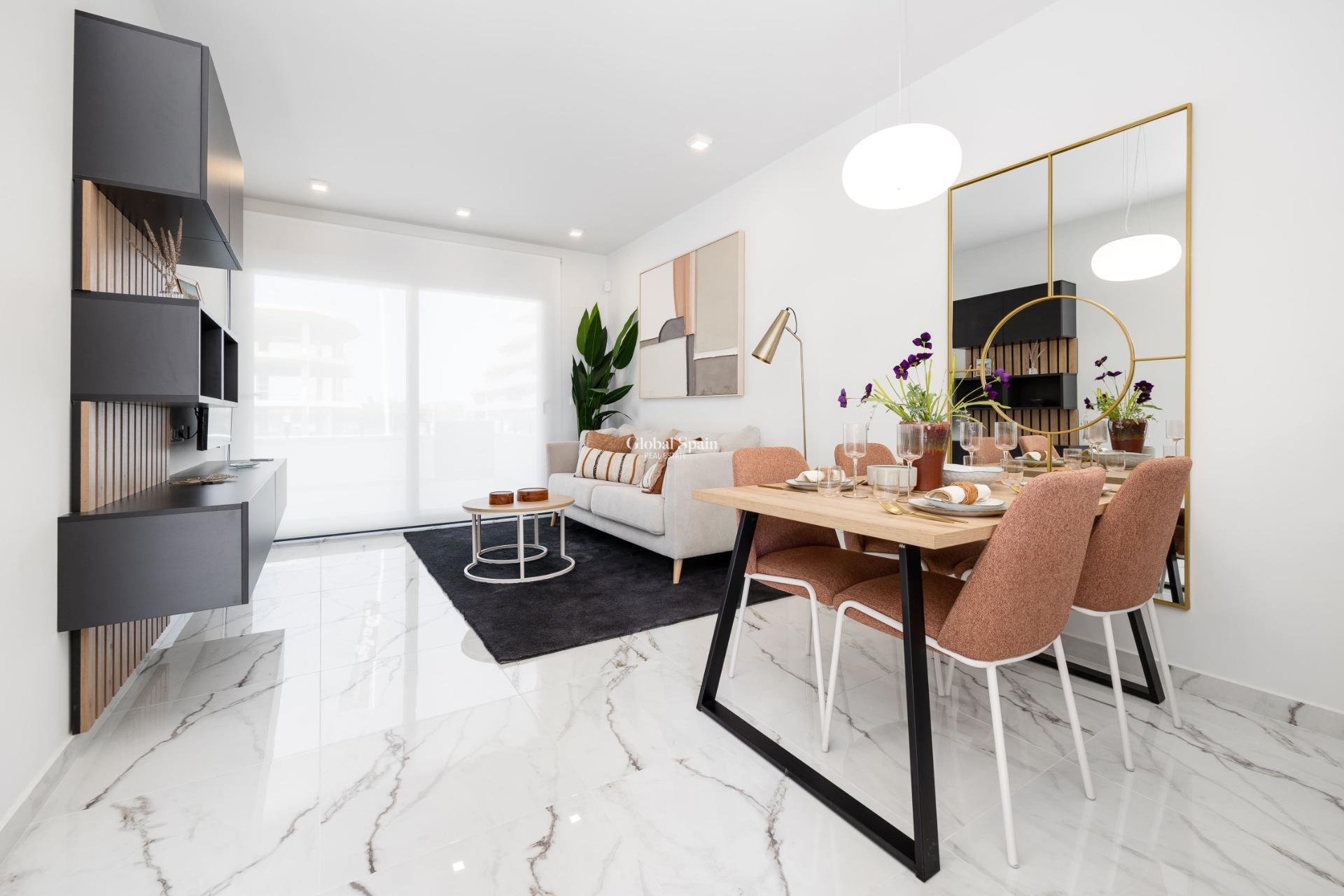 New Build - Apartment -
SAN MIGUEL DE SALINAS - Pueblo