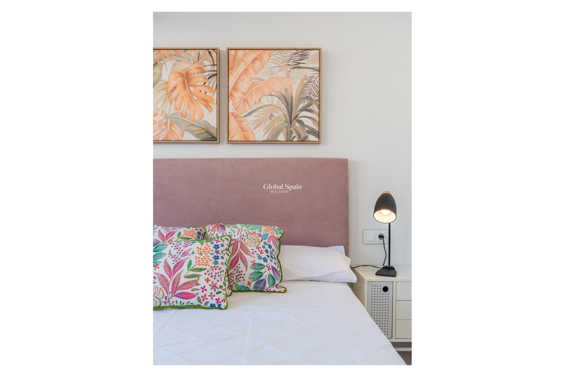 New Build - APARTMENT -
SAN MIGUEL DE SALINAS