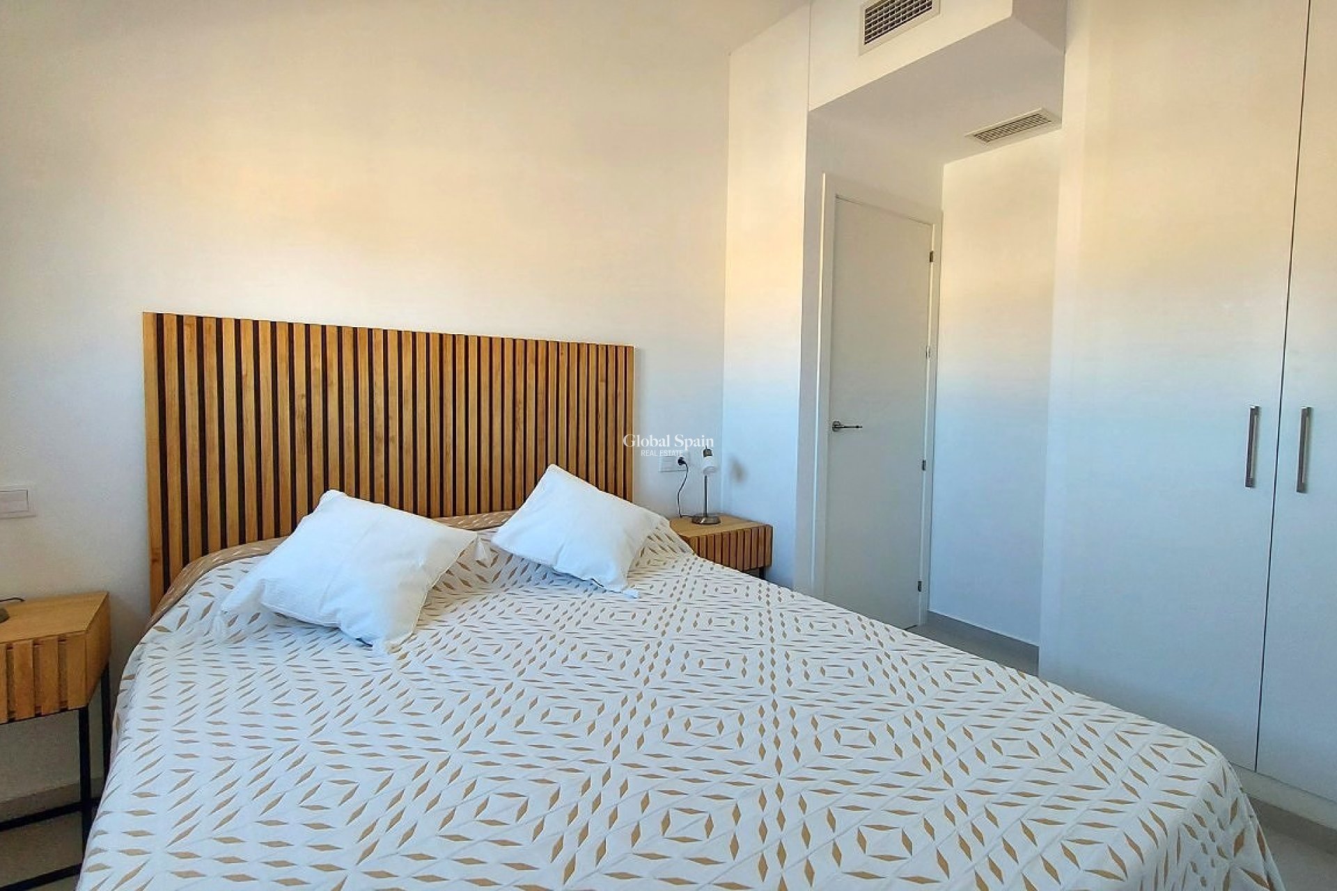 New Build - APARTMENT -
SAN MIGUEL DE SALINAS