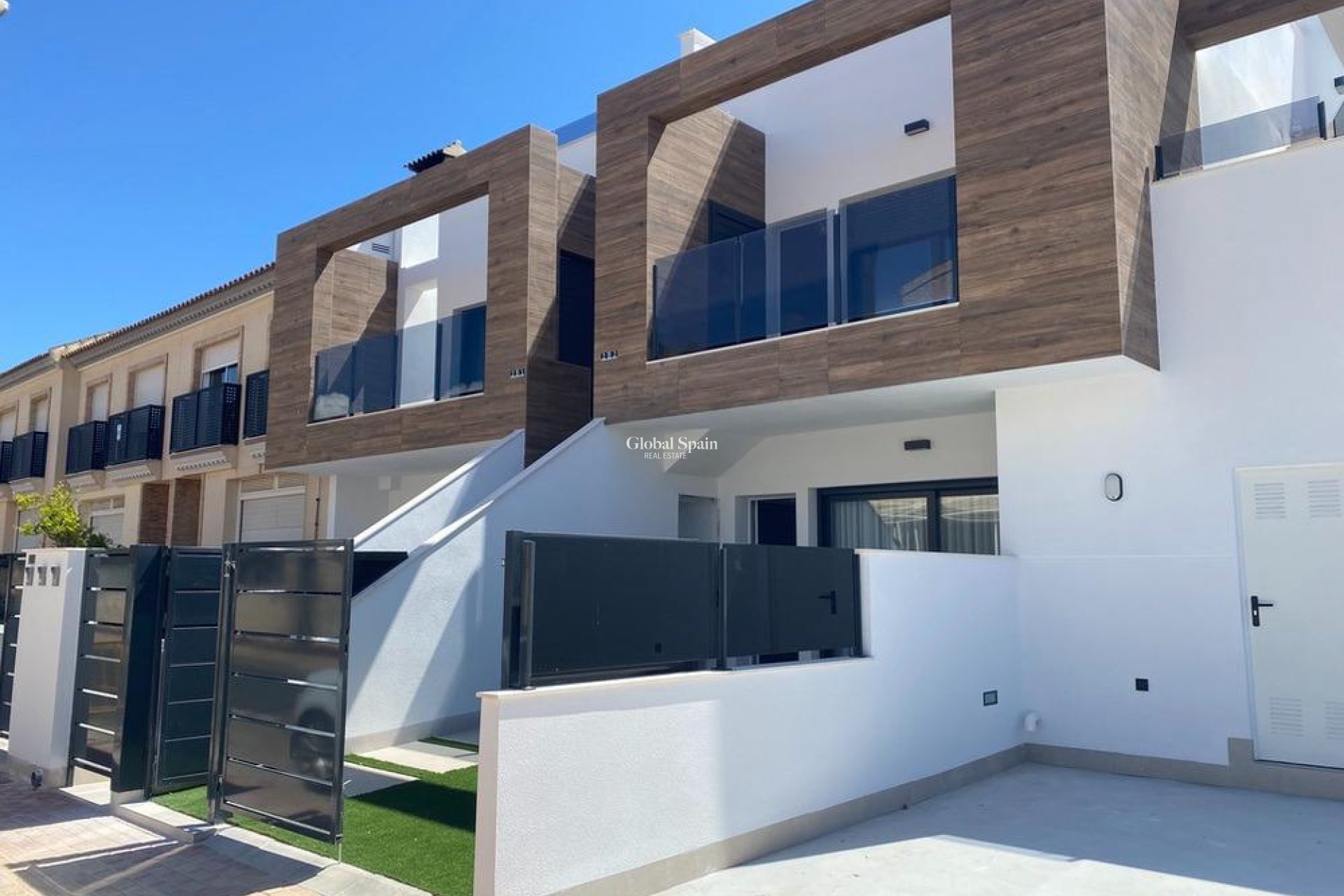 New Build - APARTMENT -
SAN PEDRO DEL PINATAR - Lo pagan