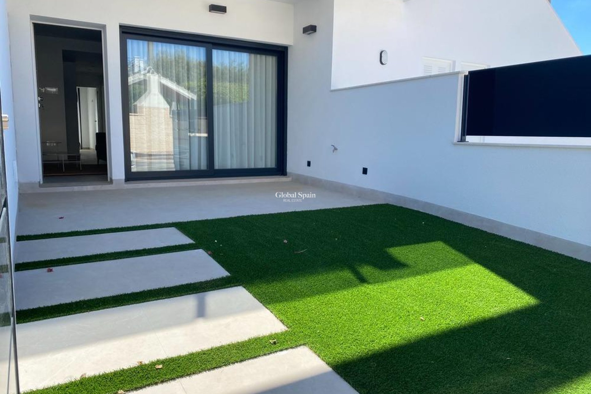New Build - APARTMENT -
SAN PEDRO DEL PINATAR - Lo pagan