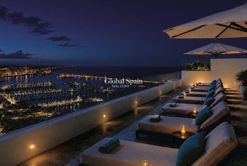 New Build - APARTMENT -
TORREVIEJA - Center