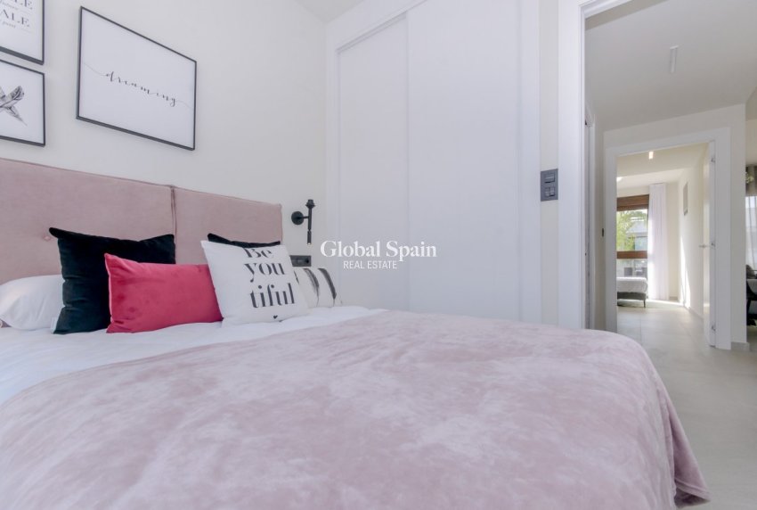 New Build - APARTMENT -
TORREVIEJA - LOS BALCONES - LOS ALTOS
