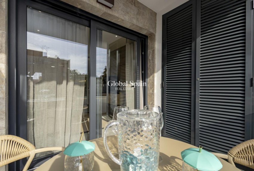 New Build - APARTMENT -
TORREVIEJA - Nueva Torrevieja