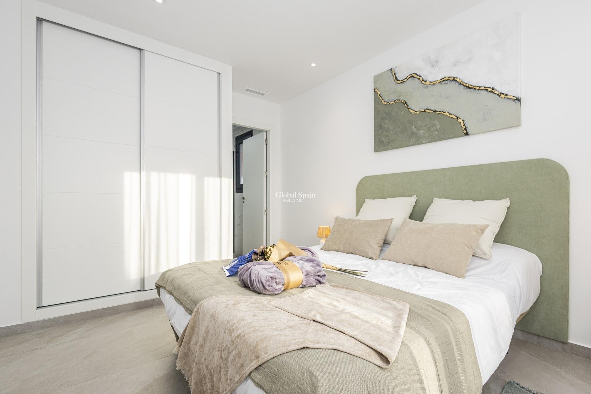 New Build - APARTMENT -
TORREVIEJA - Nueva Torrevieja