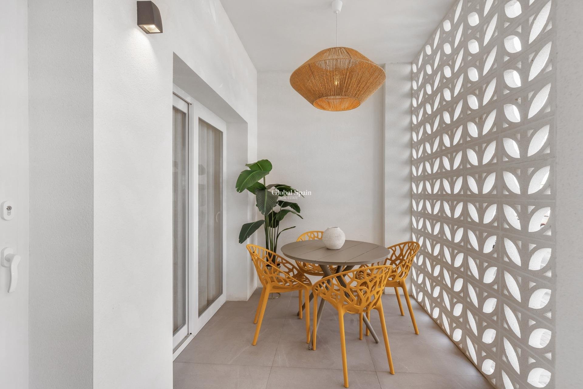 New Build - Apartment -
TORREVIEJA - Playa Los Naufragos