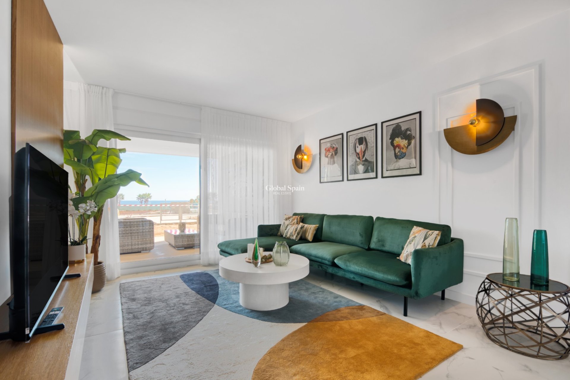 New Build - APARTMENT -
TORREVIEJA - Punta Prima