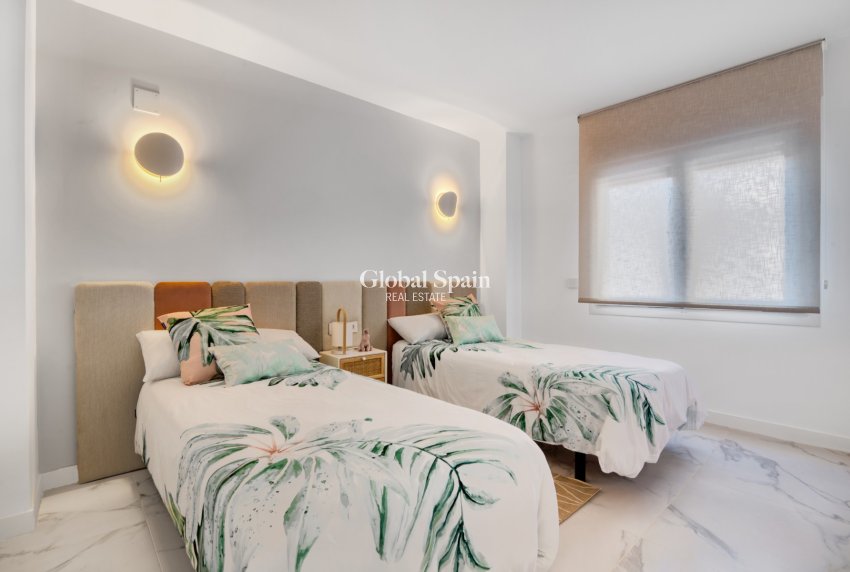 New Build - APARTMENT -
TORREVIEJA - Punta Prima